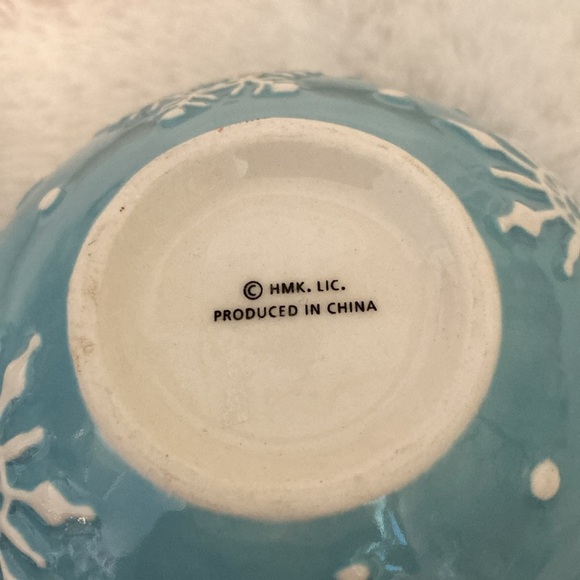 Hallmark Snowflake Bowls - Picture 8 of 9